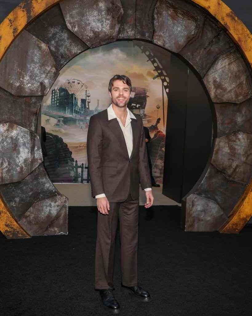 The Influence of Height on Public Image