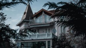 The Biggest Mistakes When Upgrading Older Homes for Comfort